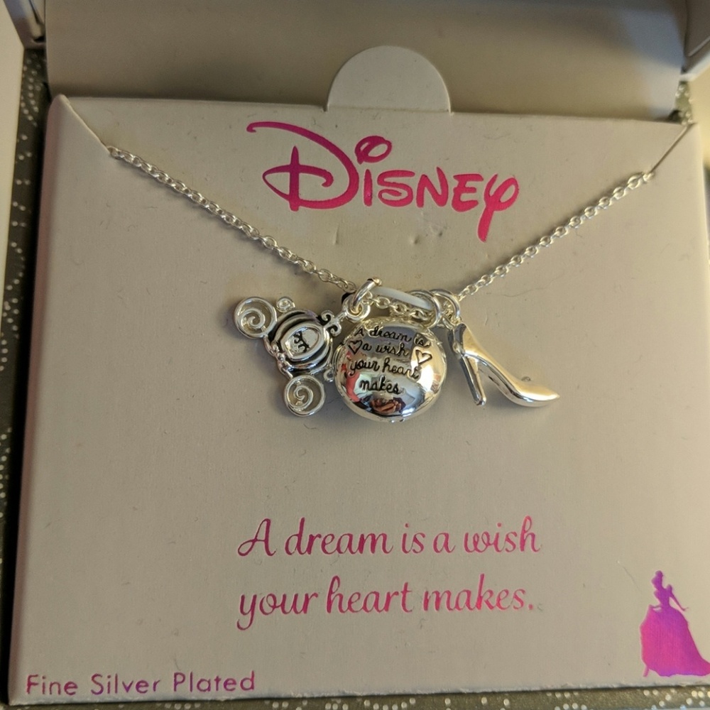 Disney NWT necklace, Minnie dancing jewelr… - Picture 8 of 8